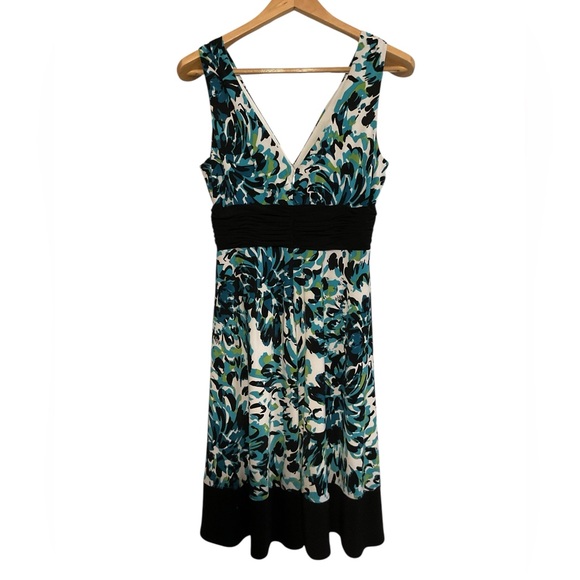 Jones New York Floral Maxi Dress - Black, Blue, and White 12 petite - Picture 7 of 8